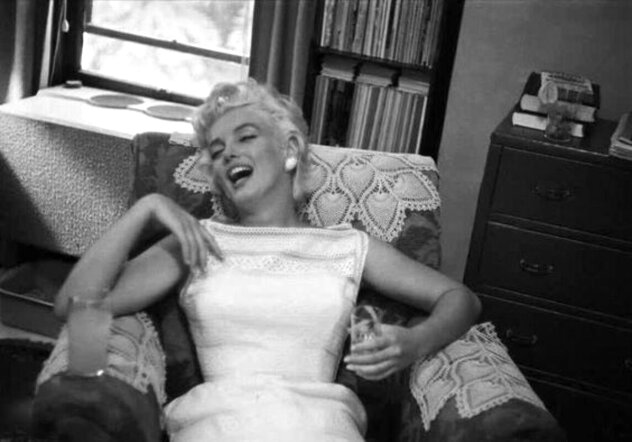 Marilyn Monroe 1955 - Bement, Illinois - Large Format Photography by Eve Arnold