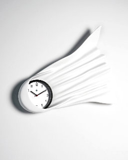Falling Clock 2021 Resin Sculpture 30 in Sculpture - Daniel Arsham Falling Clock 2021 Resin Sculpture 30 in Sculpture - Daniel Arsham