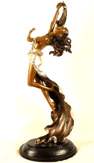 Raffaela Bronze Sculpture 1995 31 in - Huge Sculpture - Angelo Basso