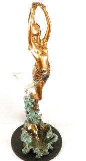 Ilaria Bronze Sculpture 33 in Huge Sculpture - Angelo Basso