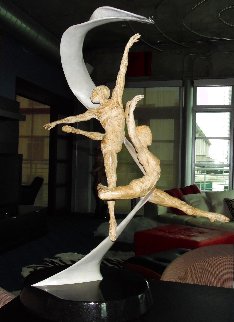 International Ballet Award Bronze Sculpture 2006 35 in. Sculpture - Paige Bradley International Ballet Award Bronze Sculpture 2006 35 in. Sculpture - Paige Bradley
