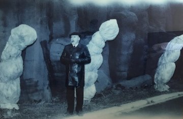 Dennis Hopper Bottrop 2000 Photography - Anton Corbijn Dennis Hopper Bottrop 2000 Photography - Anton Corbijn