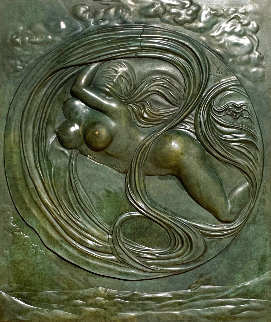 Eva Espacial Bronze Sculpture 1972 36x32 Sculpture - Salvador Dali Eva Espacial Bronze Sculpture 1972 36x32 Sculpture - Salvador Dali