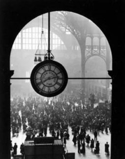 Farewell to Servicemen 1943 (Penn Station New York) Photography - Alfred Eisenstaedt Farewell to Servicemen 1943 (Penn Station New York) Photography - Alfred Eisenstaedt