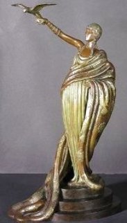 Victoire Bronze Sculpture 1980 Sculpture - Erte Victoire Bronze Sculpture 1980 Sculpture - Erte
