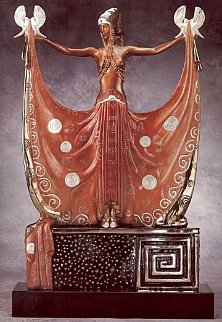 Venus Bronze Sculpture Ap 1987 23.75 in Sculpture - Erte Venus Bronze Sculpture Ap 1987 23.75 in Sculpture - Erte