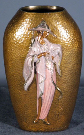 Chapeau Objets D'arte Bronze Vase 1983 Sculpture -  Erte