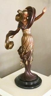 Flames of Love Bronze Sculpture 1985 Sculpture - Erte Flames of Love Bronze Sculpture 1985 Sculpture - Erte