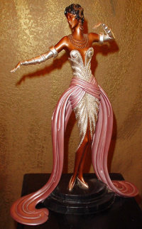 Belle De Ball Bronze Sculpture 1990 Sculpture - Erte Belle De Ball Bronze Sculpture 1990 Sculpture - Erte