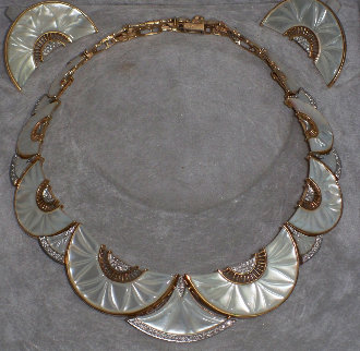 Zizi Necklace State I Gold Necklace And Earrings - State 1 Jewelry - Erte Zizi Necklace State I Gold Necklace And Earrings - State 1 Jewelry - Erte