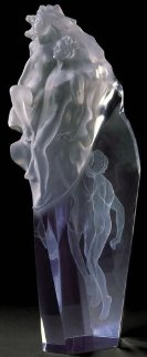 First Light Acrylic Sculpture 1983 Sculpture - Frederick Hart First Light Acrylic Sculpture 1983 Sculpture - Frederick Hart
