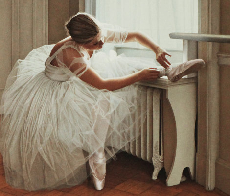 Ballerina Limited Edition Print - Douglas Hofmann