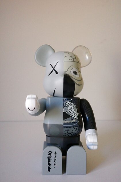 【入手困難】KAWS バスストップ MEDICOM TOY - 【入手困難】KAWS バスストップ 入手困難】KAWS