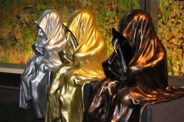 Mini Time Guardians, Mini Watchter Bronze Sculpture Sculpture - Manfred Kielnhofer Mini Time Guardians, Mini Watchter Bronze Sculpture Sculpture - Manfred Kielnhofer