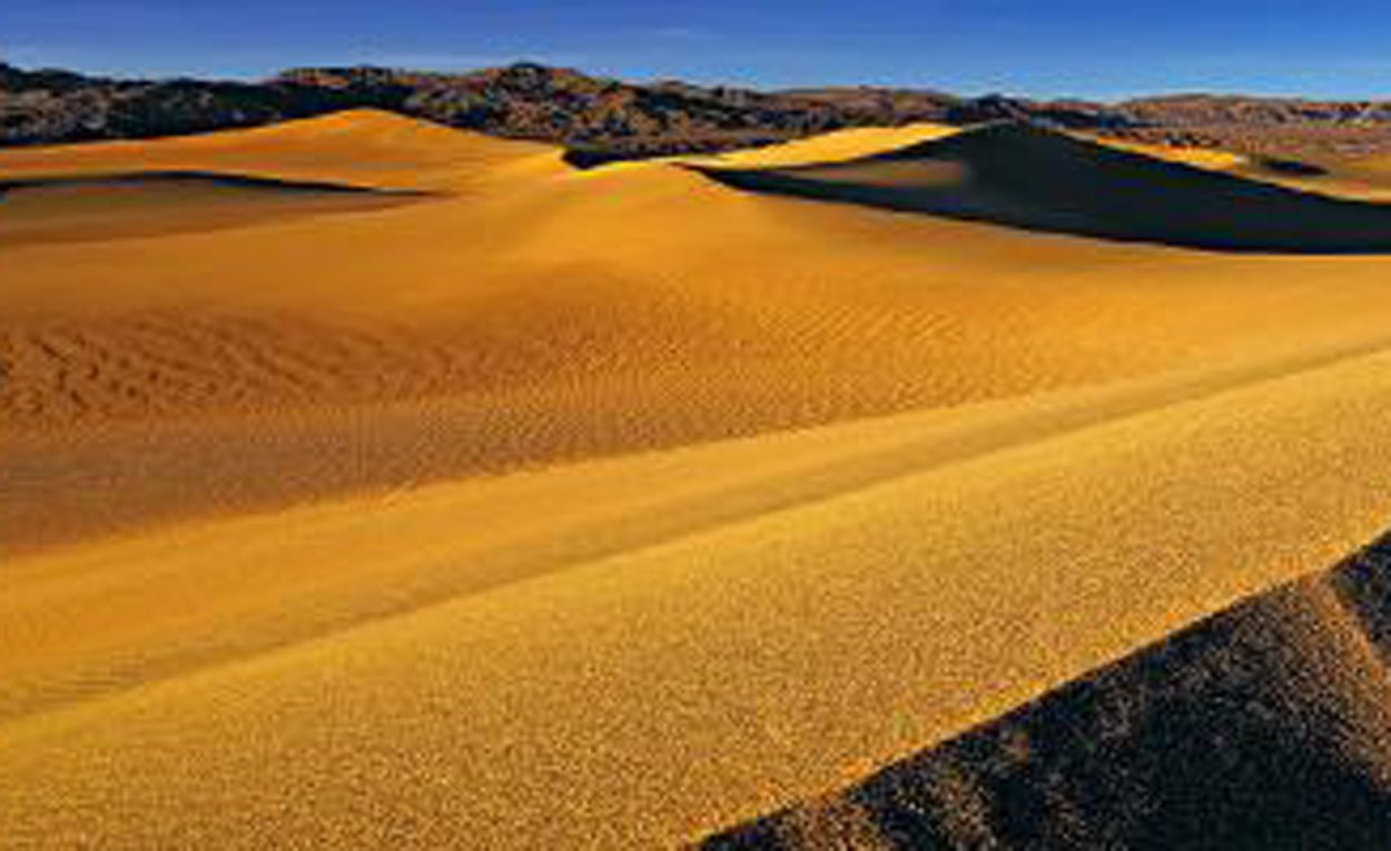 Whispering Sands 2M  Huge  Panorama by Peter Lik