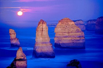 12 Apostles Moonglow (Marine NP, Victoria) 1.5M Huge Panorama - Peter Lik 12 Apostles Moonglow (Marine NP, Victoria) 1.5M Huge Panorama - Peter Lik