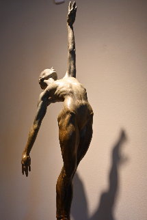 Allonge Female 2/3 Life -Size - Bronze Sculpture 2012 Sculpture - Richard MacDonald