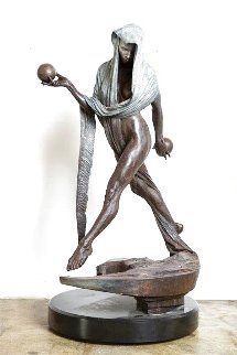 Nightfall Half Life 46 in 2009 Sculpture - Richard MacDonald Nightfall Half Life 46 in 2009 Sculpture - Richard MacDonald