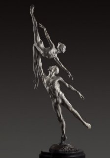 Penche Pressage 41 x 18 x 10.5 Platinum 2010 Sculpture - Richard MacDonald Penche Pressage 41 x 18 x 10.5 Platinum 2010 Sculpture - Richard MacDonald