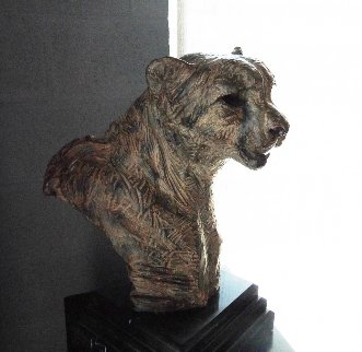Samburu Cheetah Large Bust Bronze Sculpture 1996 23 in Sculpture - Richard MacDonald Samburu Cheetah Large Bust Bronze Sculpture 1996 23 in Sculpture - Richard MacDonald