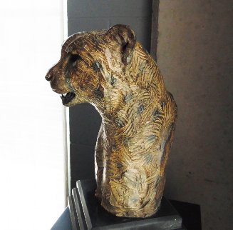 Samburu Cheetah Large Bust Bronze Sculpture 1996 23 in Sculpture - Richard MacDonald