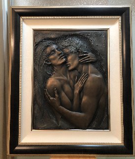 Embracing Sculpture - Bill Mack Embracing Sculpture - Bill Mack