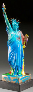 Statue Of Liberty Bronze Sculpture 1990 22 in Sculpture - Peter Max Statue Of Liberty Bronze Sculpture 1990 22 in Sculpture - Peter Max
