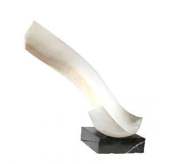 Whte Onyx Sculpture 1979 43 in Sculpture - Leonardo Nierman Whte Onyx Sculpture 1979 43 in Sculpture - Leonardo Nierman