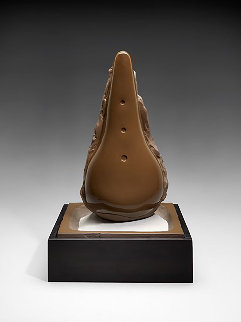 Sculpture in the Form of a Bicyclist Saddle Sculpture 1976 Sculpture - Claes Thure Oldenburg Sculpture in the Form of a Bicyclist Saddle Sculpture 1976 Sculpture - Claes Thure Oldenburg