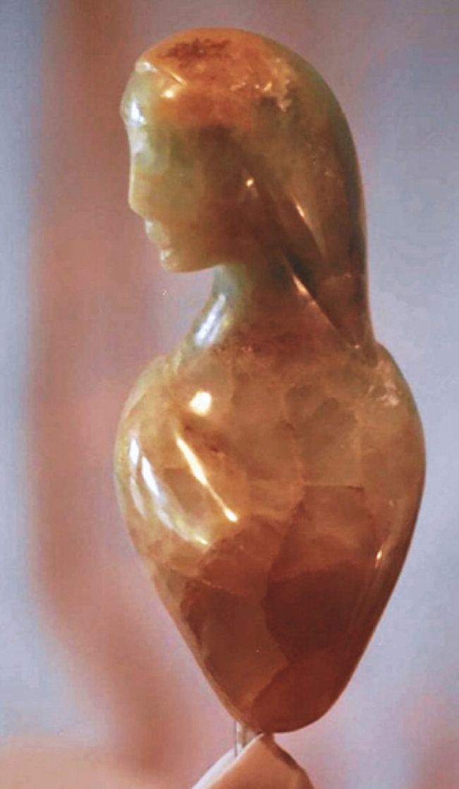 Diva Green Onyx Sculpture Unique 10 in Sculpture by Anthony Quinn Diva Green Onyx Sculpture Unique 10 in Sculpture by Anthony Quinn