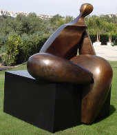 Seated Figure IV (Monumental) Bronze Sculpture AP 1993 72x60x57 Sculpture by Robert Holmes - 3