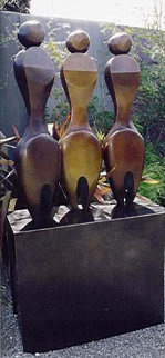 Three Women Two Fish Bronze Sculpture Sculpture - Robert Holmes Three Women Two Fish Bronze Sculpture Sculpture - Robert Holmes