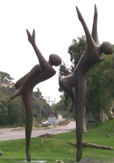 Just Dancing Bronze Sculpture, Monumental Size 1996 124 in Sculpture - Robert Holmes Just Dancing Bronze Sculpture, Monumental Size 1996 124 in Sculpture - Robert Holmes