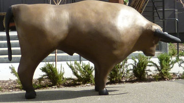 Cave Bull (Monumental), Bronze Sculpture AP 50x76 Inches Sculpture - Robert Holmes