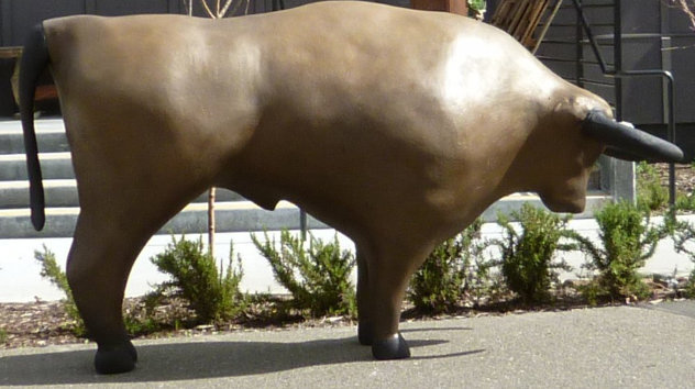 Cave Bull (Monumental), Bronze Sculpture AP 50x76 Inches - Monumental Sculpture by Robert Holmes