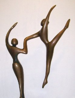 Ascending Dancers (Monumental) Bronze Sculpture 123 in high Sculpture - Robert Holmes