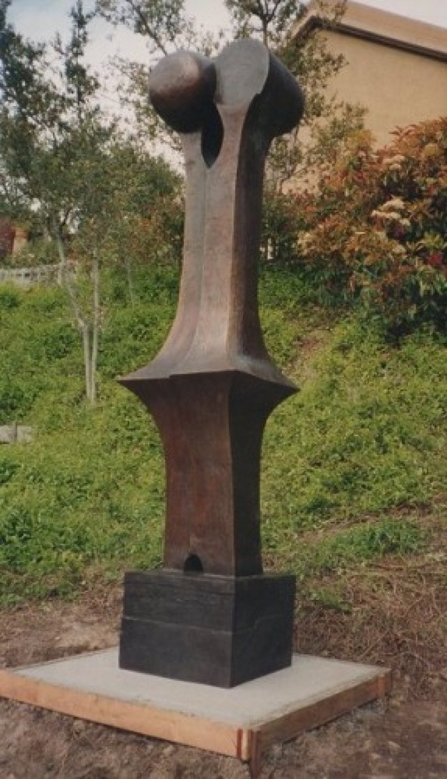 Echo (Monumental) Bronze Sculpture 1992 96 in high Sculpture by Robert Holmes Echo (Monumental) Bronze Sculpture 1992 96 in high Sculpture by Robert Holmes