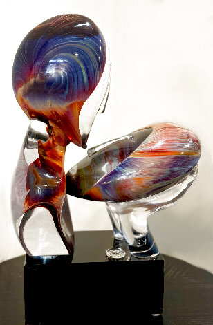 Original Kiss Murano Glass Sculpture 16 in Sculpture - Dino Rosin