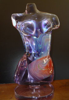 l'Aphrodite in Calcedonia Glass Unique Sculpture 1994 13 in Sculpture - Dino Rosin