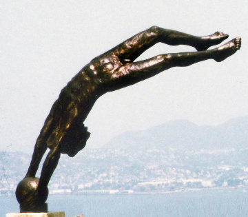 Cosmos Life Size Bronze Sculpture 1980 100 in Sculpture - Victor Salmones Cosmos Life Size Bronze Sculpture 1980 100 in Sculpture - Victor Salmones