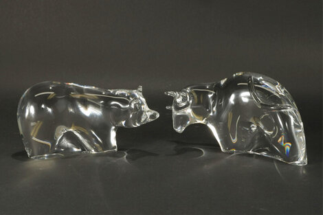 Bull and Bear Set of 2 Steuben Crystal Glass Sculptures 2000 9 in Sculpture -  Steuben Glass Sculpture