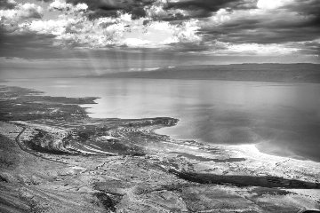 Lowest Place on Earth - The Dead Sea 2016 Photography - Adi Tarkay Lowest Place on Earth - The Dead Sea 2016 Photography - Adi Tarkay