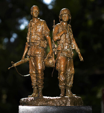 Vietnam War Memorial Westminster, California - AP - 22 in Sculpture - Nguyen Tuan