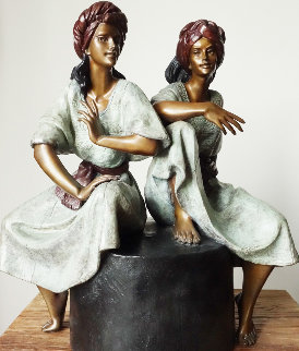 Gemelas Bronze Sculpture 1990 19x12 Sculpture - Victor Gutierrez Gemelas Bronze Sculpture 1990 19x12 Sculpture - Victor Gutierrez