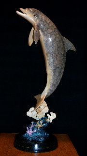 Dolphin Dream Bronze Sculpture AP 1999 32 in Sculpture - Robert Wyland Dolphin Dream Bronze Sculpture AP 1999 32 in Sculpture - Robert Wyland