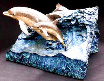 Dolphin Experience End Table Bronze Sculpture 1992 32x40 Sculpture - Robert Wyland Dolphin Experience End Table Bronze Sculpture 1992 32x40 Sculpture - Robert Wyland