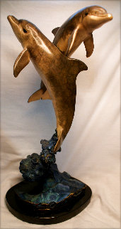Ocean Friends Bronze Sculpture AP 1994 16 in Sculpture - Robert Wyland Ocean Friends Bronze Sculpture AP 1994 16 in Sculpture - Robert Wyland